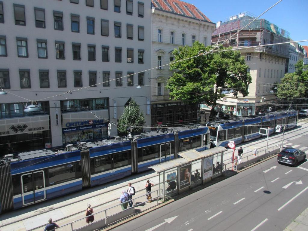 Direct tram connection in front of the hotel