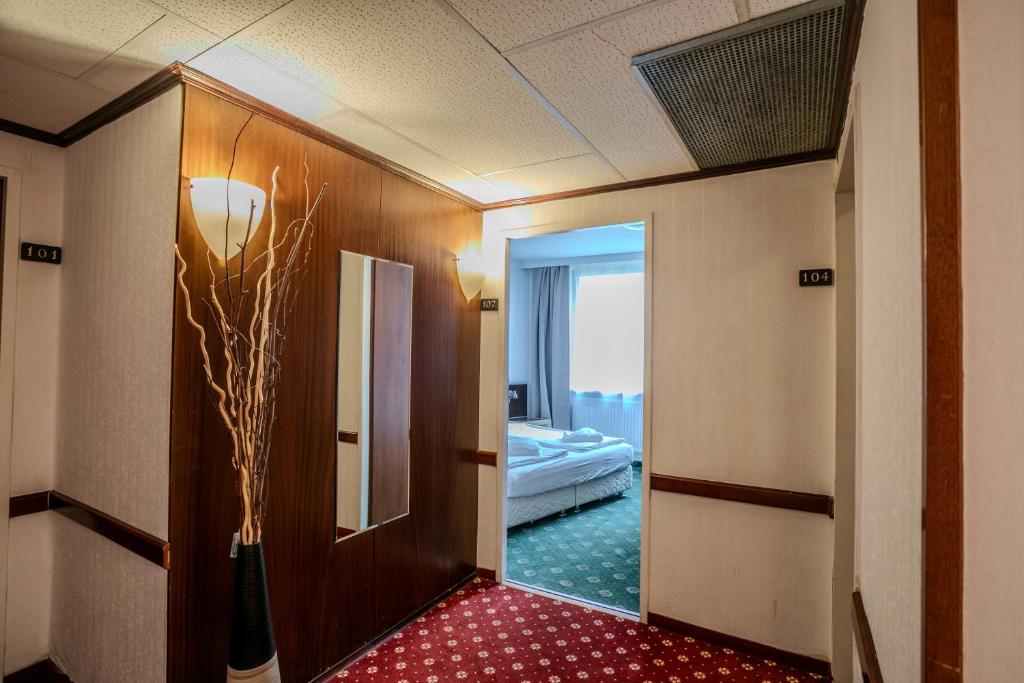 Entrance area
