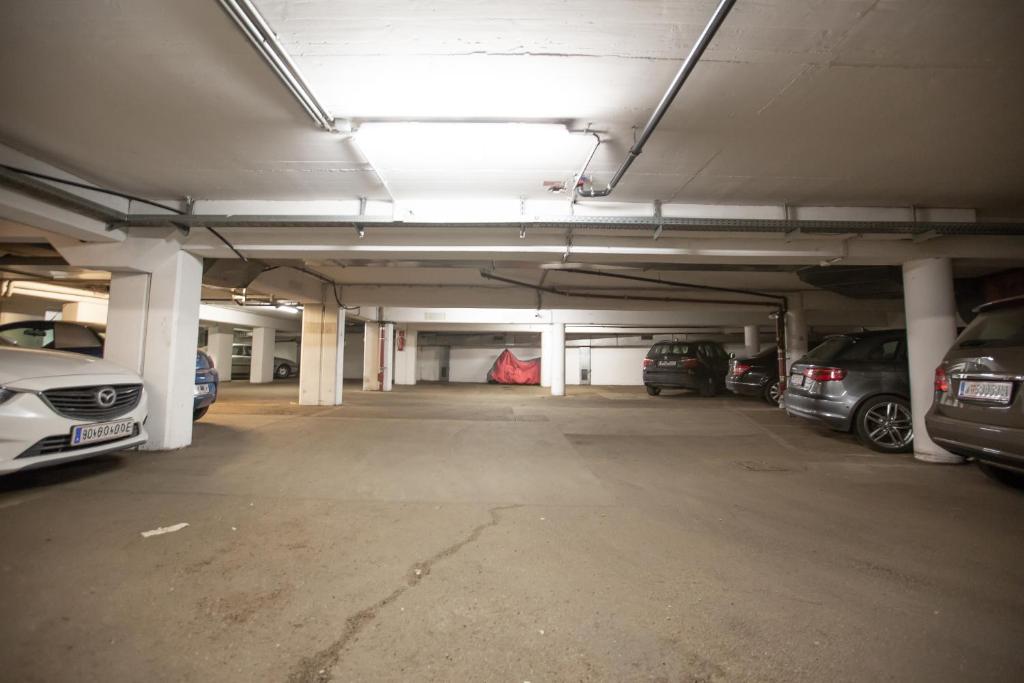 On-site garage / car park