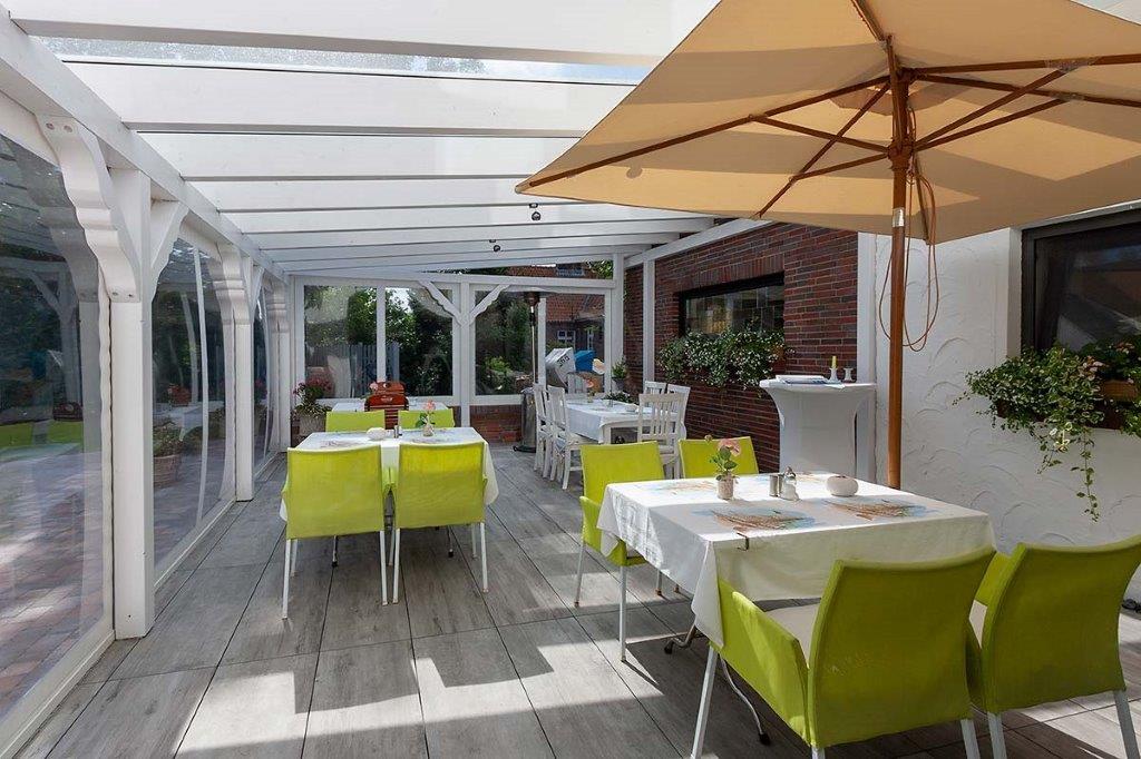 Wintergarten-Terrasse