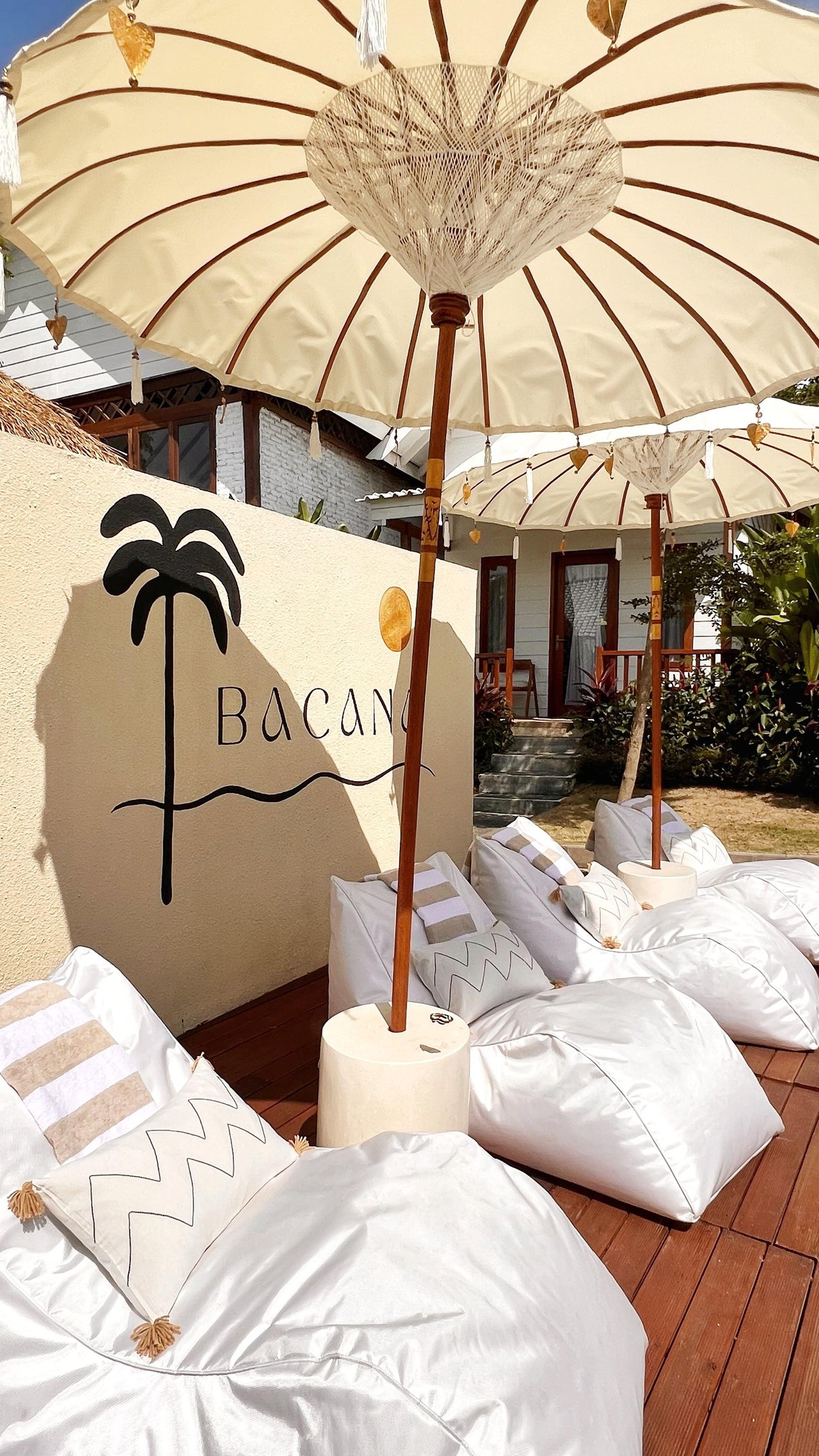 Daybeds under the parasols